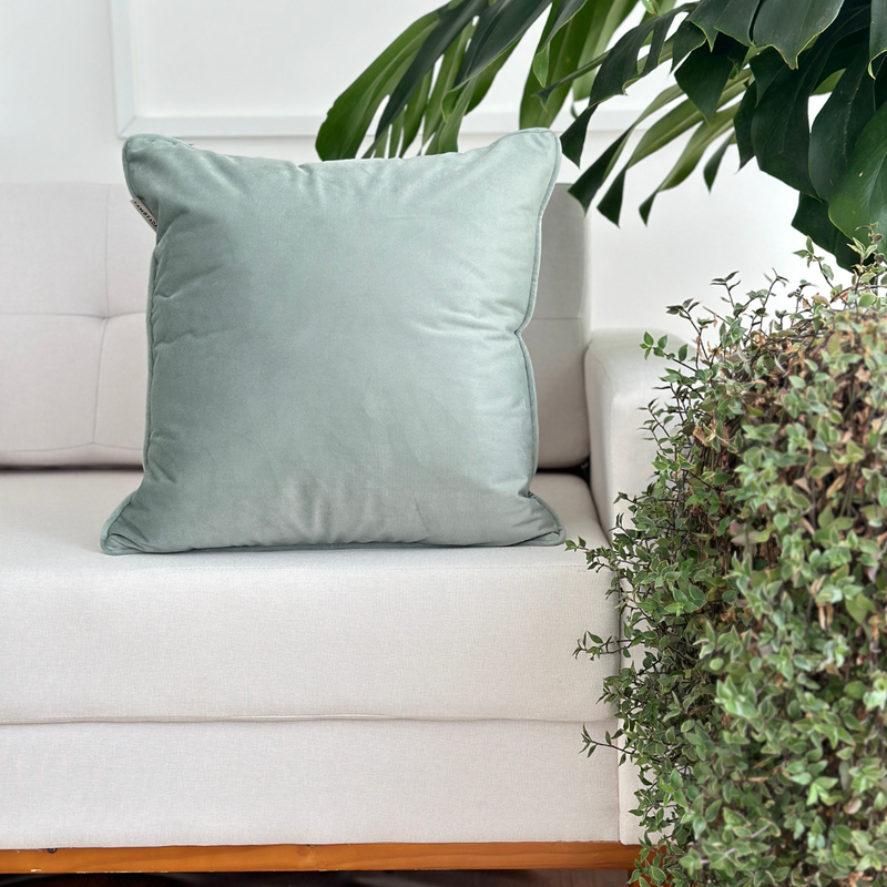 Do Clássico ao Moderno: Combinando Capas de Veludo com Outros Tecidos - inspiração 2