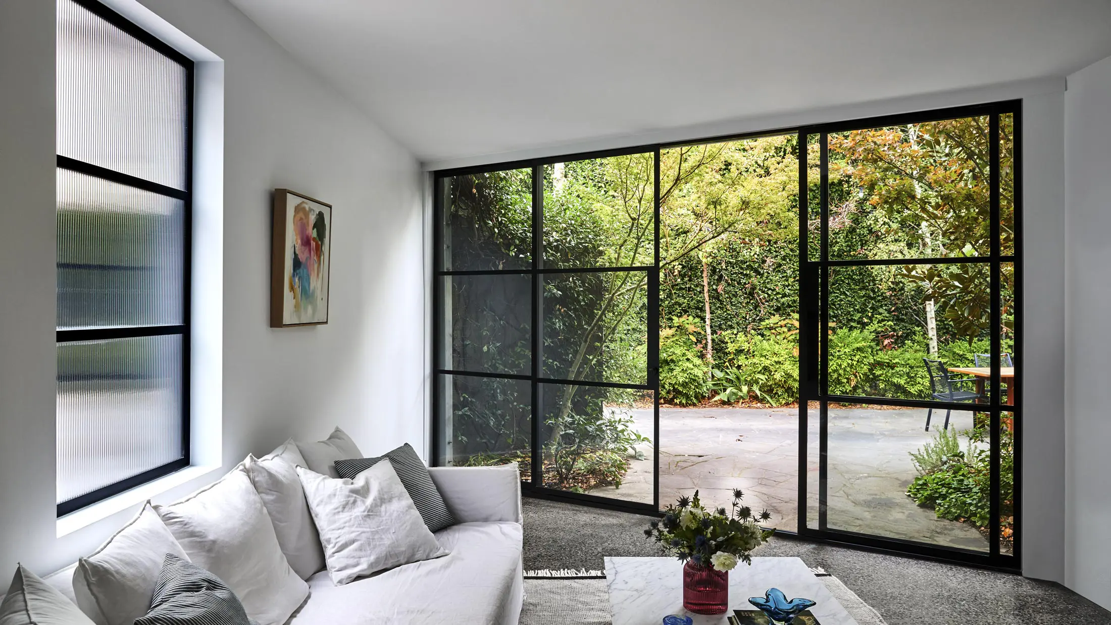 O Charme Inconfundível do Preto: Versatilidade e Elegância - inspiração 1