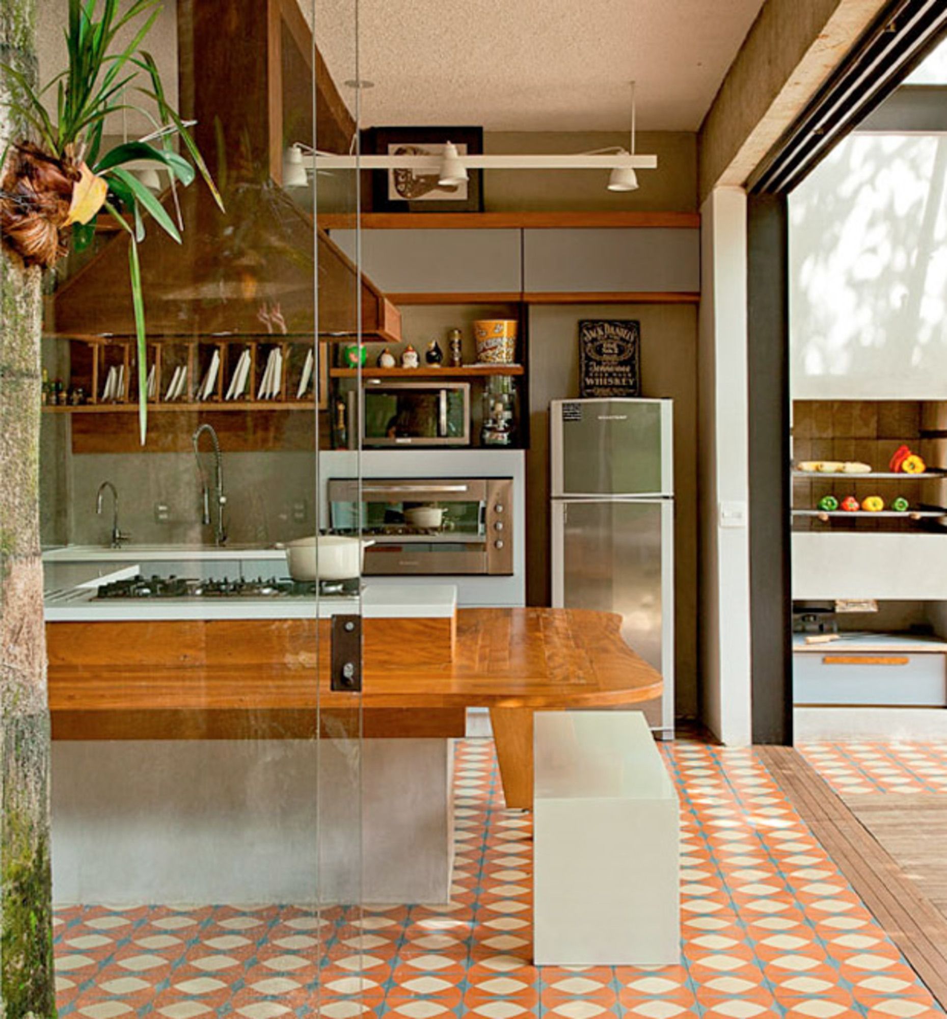 Combinando ladrilhos hidráulicos com outros materiais - inspiração 2