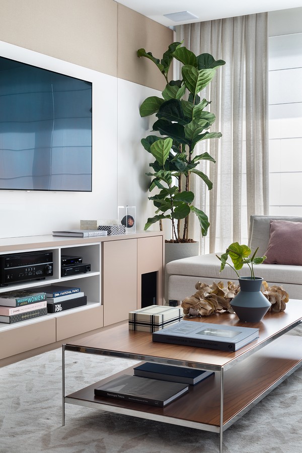 Industrial Chic: Metal e Madeira em Harmonia Compacta - inspiração 1