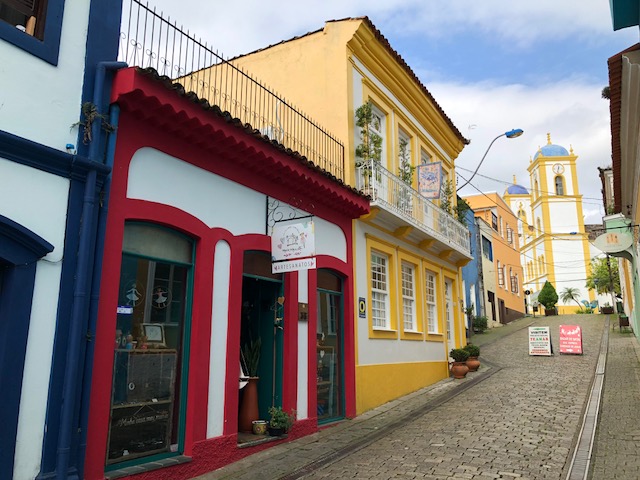 Aventure-se na Baía da Babitonga: Passeios de Barco e Contemplação da Natureza - inspiração 2