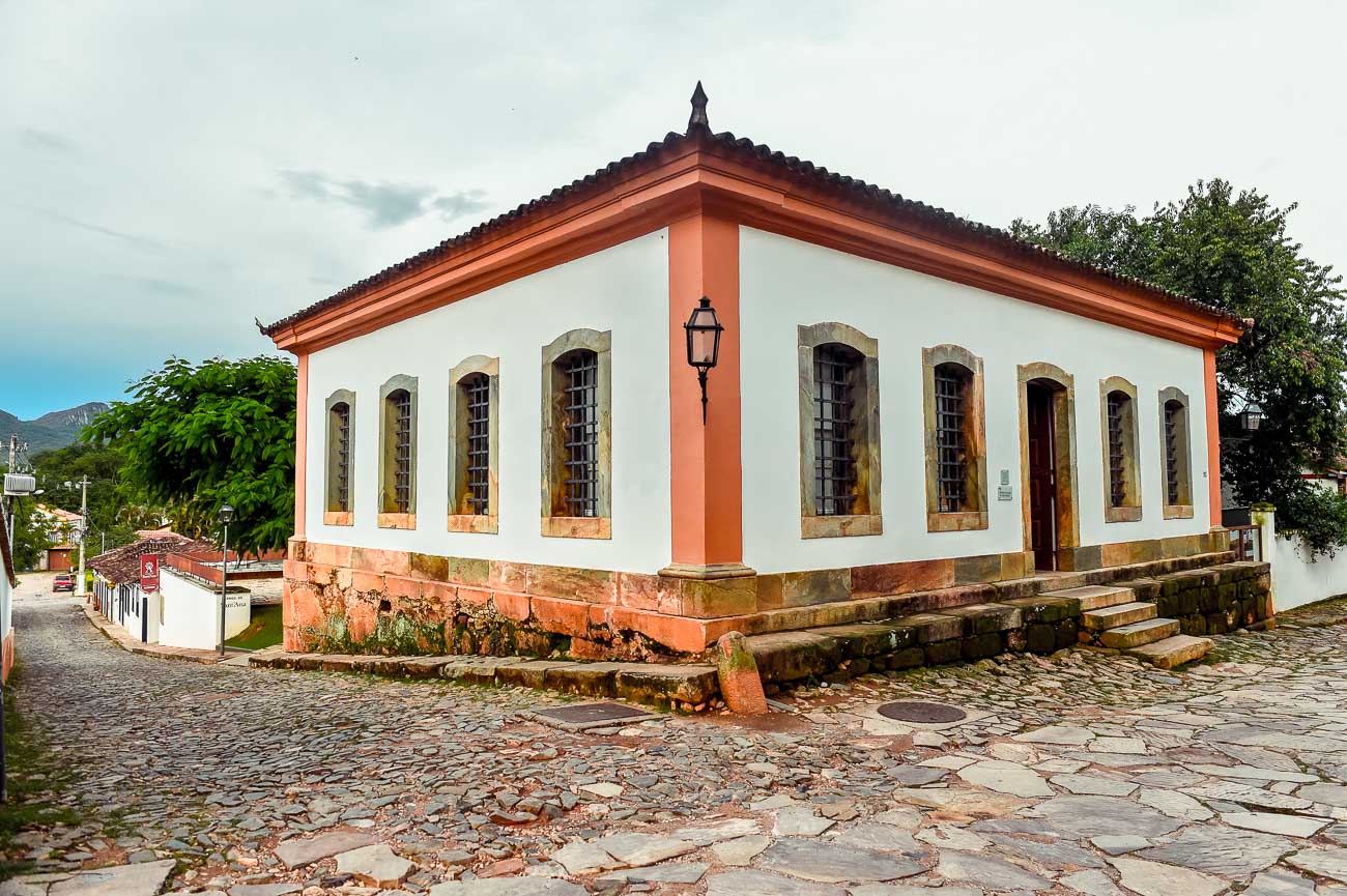 Descobrindo os Ateliês dos Artistas Locais: A Alma da Cidade - inspiração 2