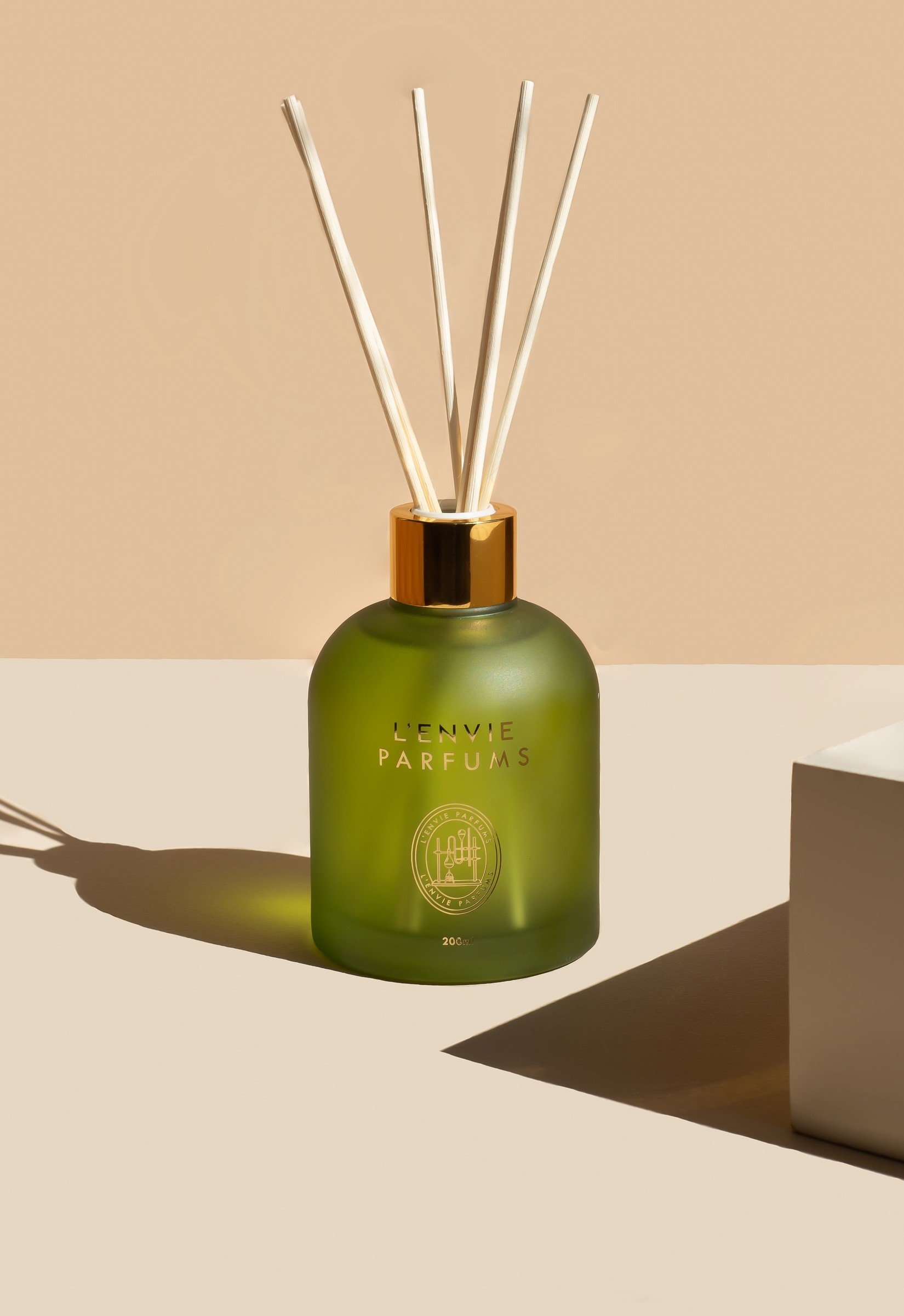 O Sutil Equilíbrio: Combinando flor de laranjeira com outras fragrâncias - inspiração 1