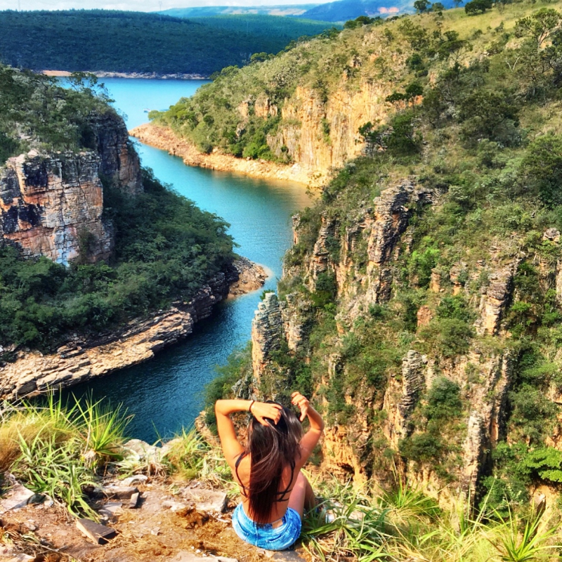 O Encanto das Cachoeiras Próximas às Margens - inspiração 1