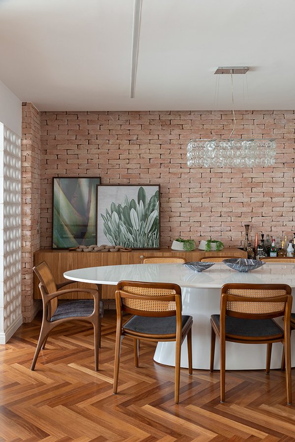 O Charme do Tijolinho Branco: Clareza e Amplitude para sua Sala - inspiração 2