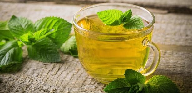 3 erros que voce comete e que estragam seu Cha de Hortela