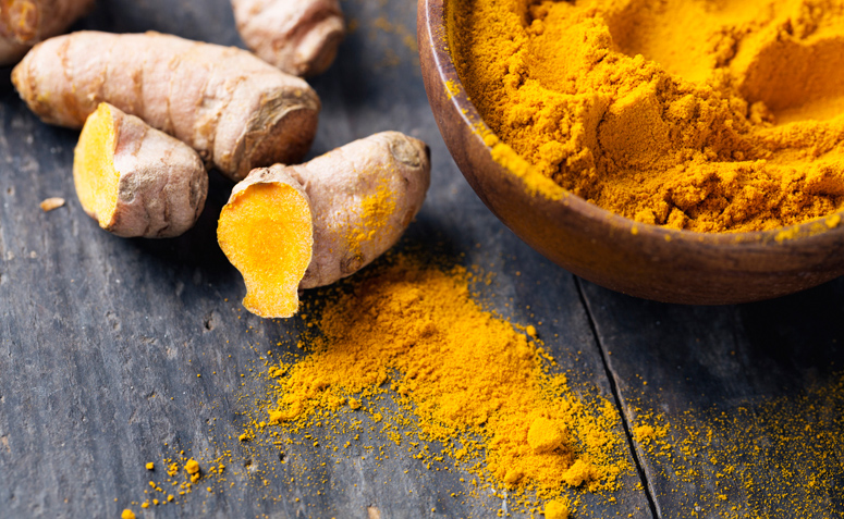 Açafrão e Emagrecimento: Como a Cúrcuma Pode Ajudar na Perda de Peso