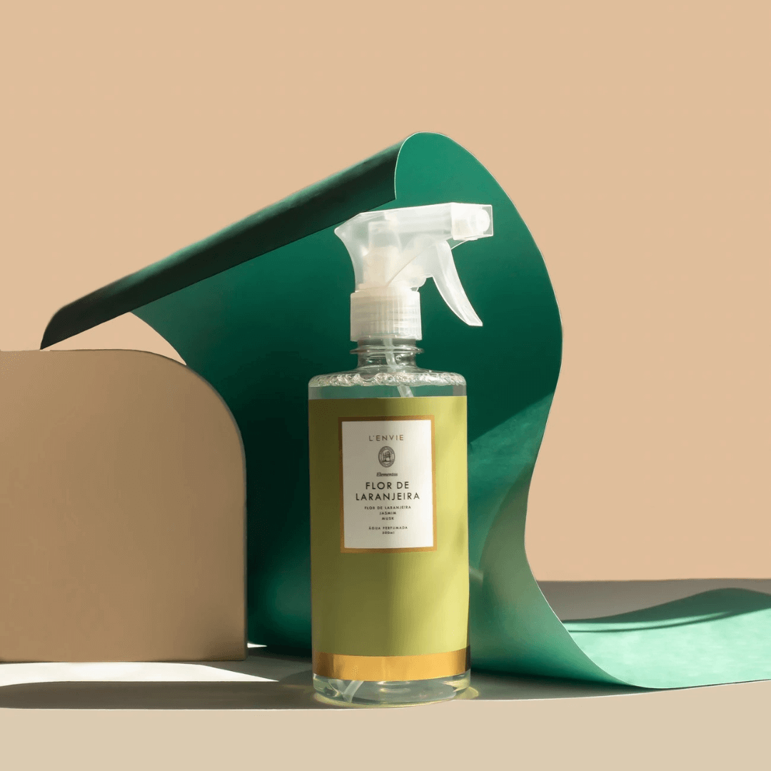 O Poder Espiritual da Água de Flor de Laranjeira em Rituais e Banhos