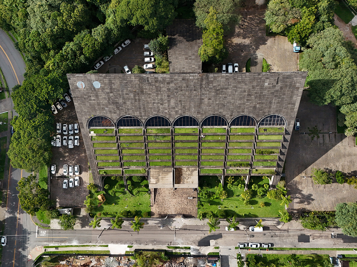 arquitetura moderna vs contemporânea qual a diferença