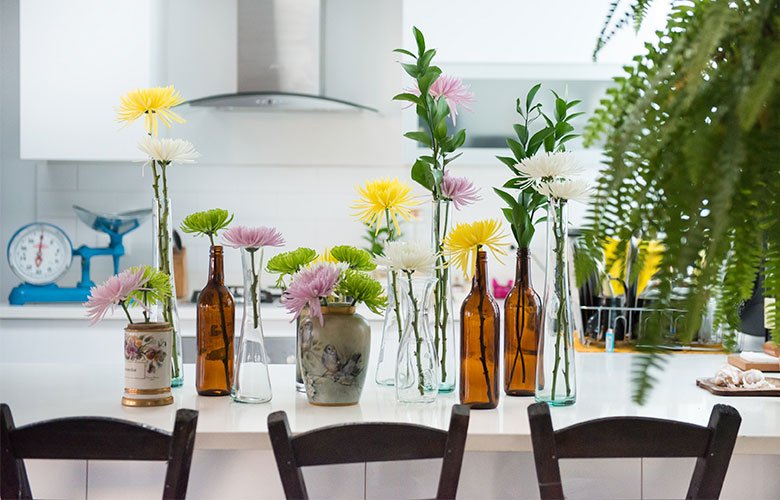 DIY: Crie um Centro de Mesa Elegante com Itens que Você Já Tem