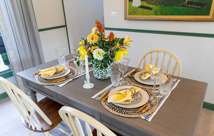 Altura e Proporção: O Segredo para um Arranjo de Mesa Impecável