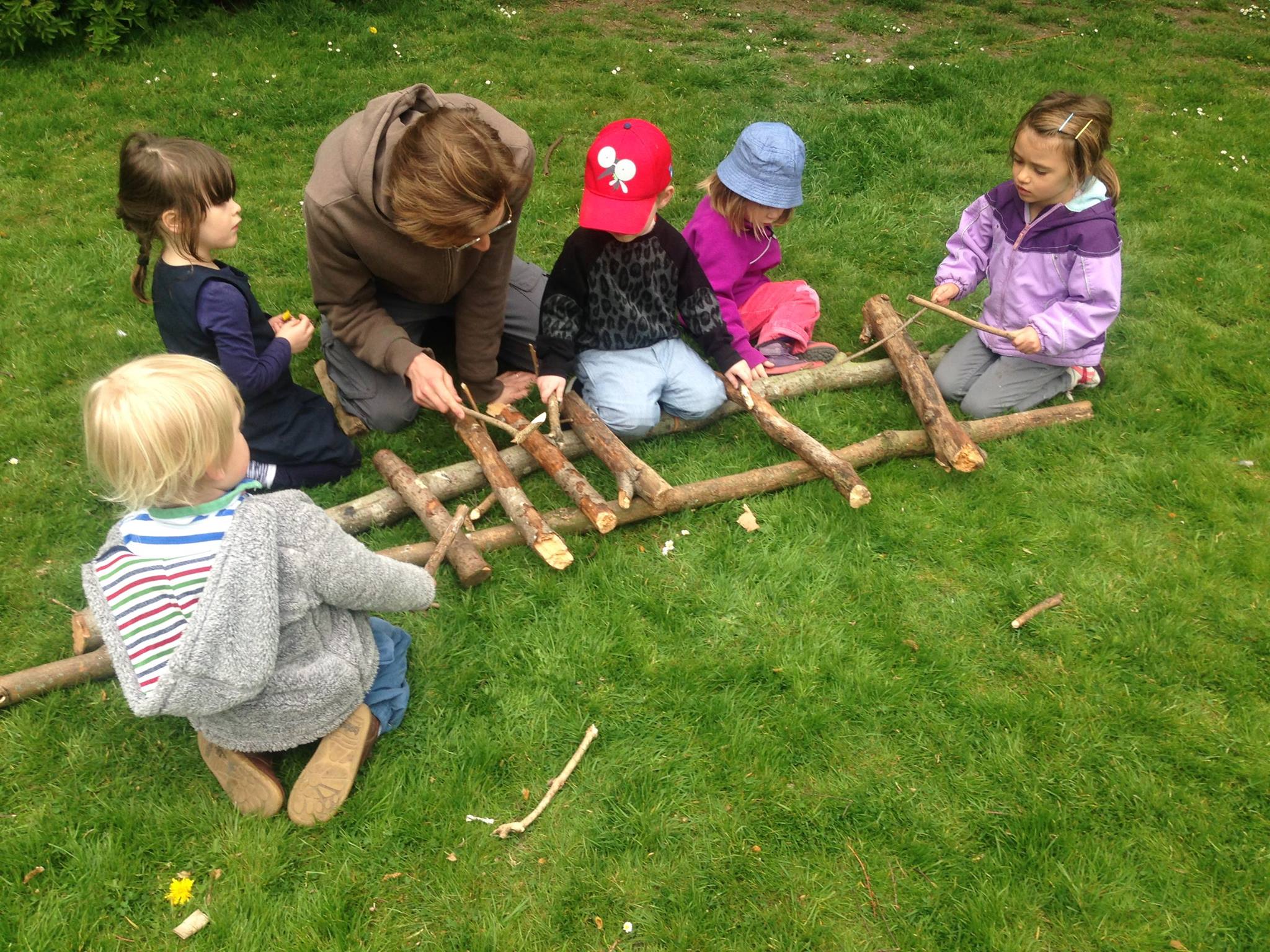 Guia Completo: Trilhas e Caminhadas para Crianças no Caminhos do Mar