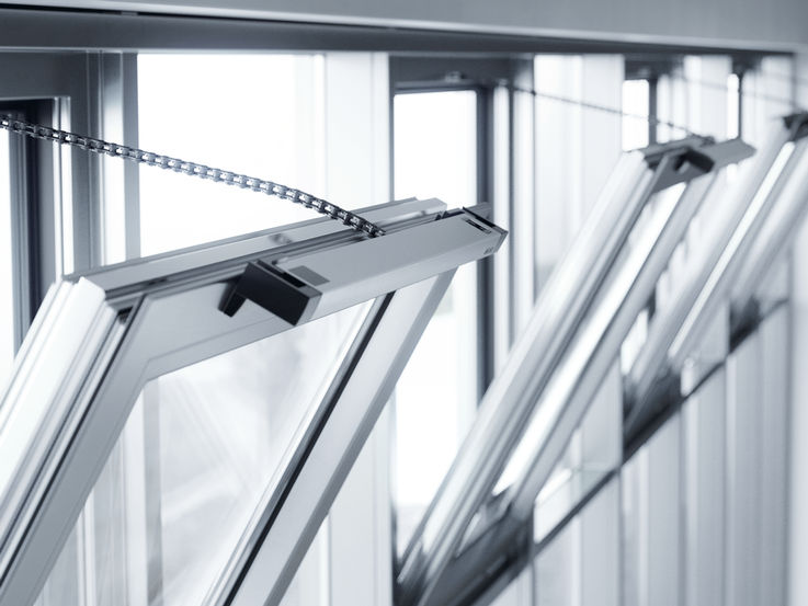 Economia e Conforto: Como a Automação de Janelas Melhora a Eficiência Energética