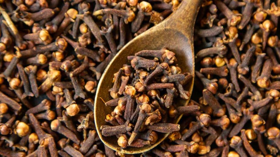 Receitas de Chá de Cravo-da-Índia para Aliviar Dores e Infecções