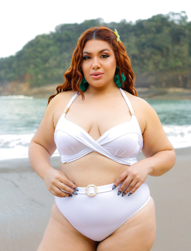 Como escolher o biquíni plus size ideal para cada tipo de corpo