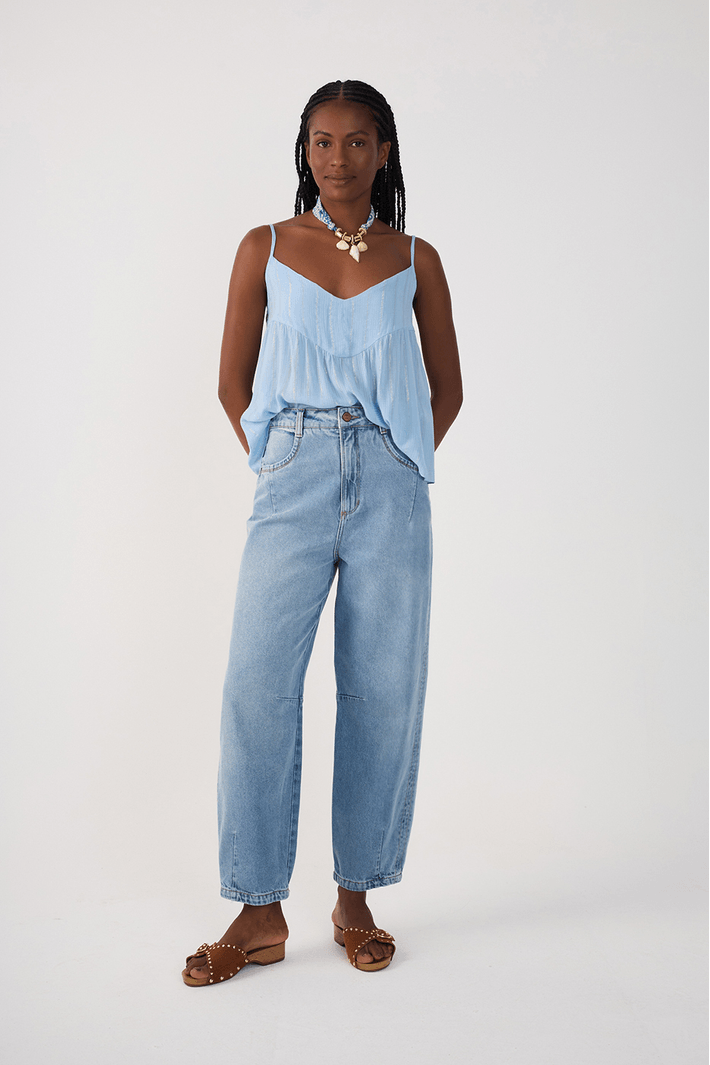 Jeans ou Sarja? Escolha o Tecido Ideal para sua Calça Barrel