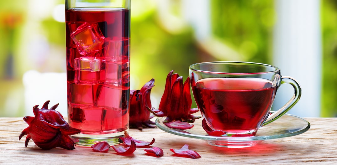 1. Chá de Hibisco: Benefícios e Mitos Desvendados
2. Hibisco: A Bebida Natural que Alivia a Ansiedade
3. Chá de Hibisco: Para Quem é Indicado e Quem Deve Evitar?
4. O Poder Diurético do Chá de Hibisco: Como Usar Corretamente
5. Chá de Hibisco vs. Chá Preto: Entenda as Diferenças