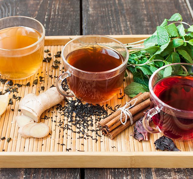 1. Chá de Hibisco: Benefícios e Mitos Desvendados
2. Hibisco: A Bebida Natural que Alivia a Ansiedade
3. Chá de Hibisco: Para Quem é Indicado e Quem Deve Evitar?
4. O Poder Diurético do Chá de Hibisco: Como Usar Corretamente
5. Chá de Hibisco vs. Chá Preto: Entenda as Diferenças