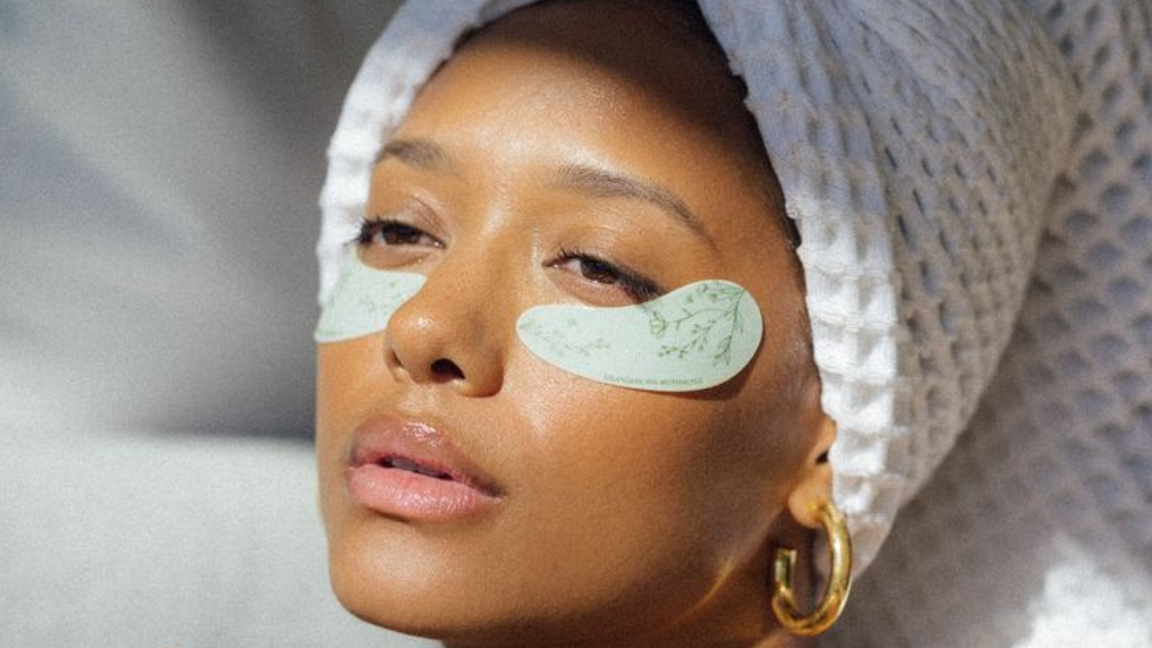 1. Hidraste para Olhos: Benefícios e Riscos do Uso Caseiro
2. Berberina: O Poder Antimicrobiano do Hidraste para a Saúde Ocular
3. Conjuntivite: Alternativas Naturais e Seguras ao Chá de Hidraste
4. Alívio para Olhos Irritados: O Que a Ciência Diz Sobre o Hidraste?
5. Hidraste e Gravidez: Por Que Evitar o Uso nos Olhos?