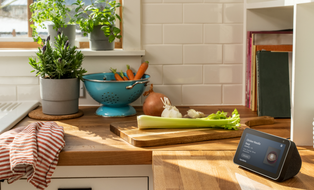 Guia Completo: Como Transformar Sua Cozinha em um Espaço Inteligente com Alexa