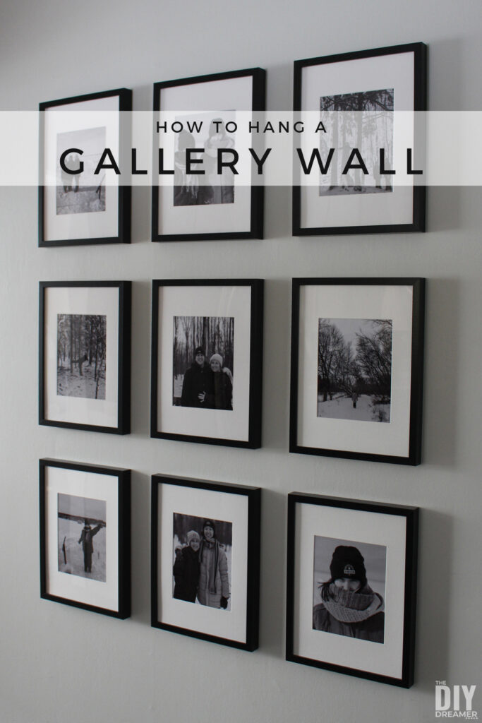 Como Criar uma Gallery Wall Temática: Dicas de Curadoria e Cores