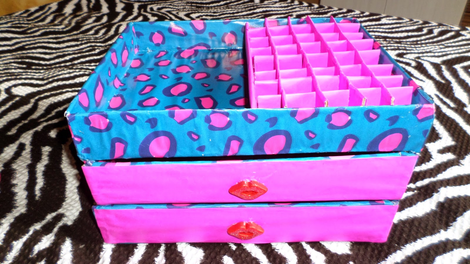 Organização de Maquiagem em Apartamentos Pequenos: Soluções Inteligentes