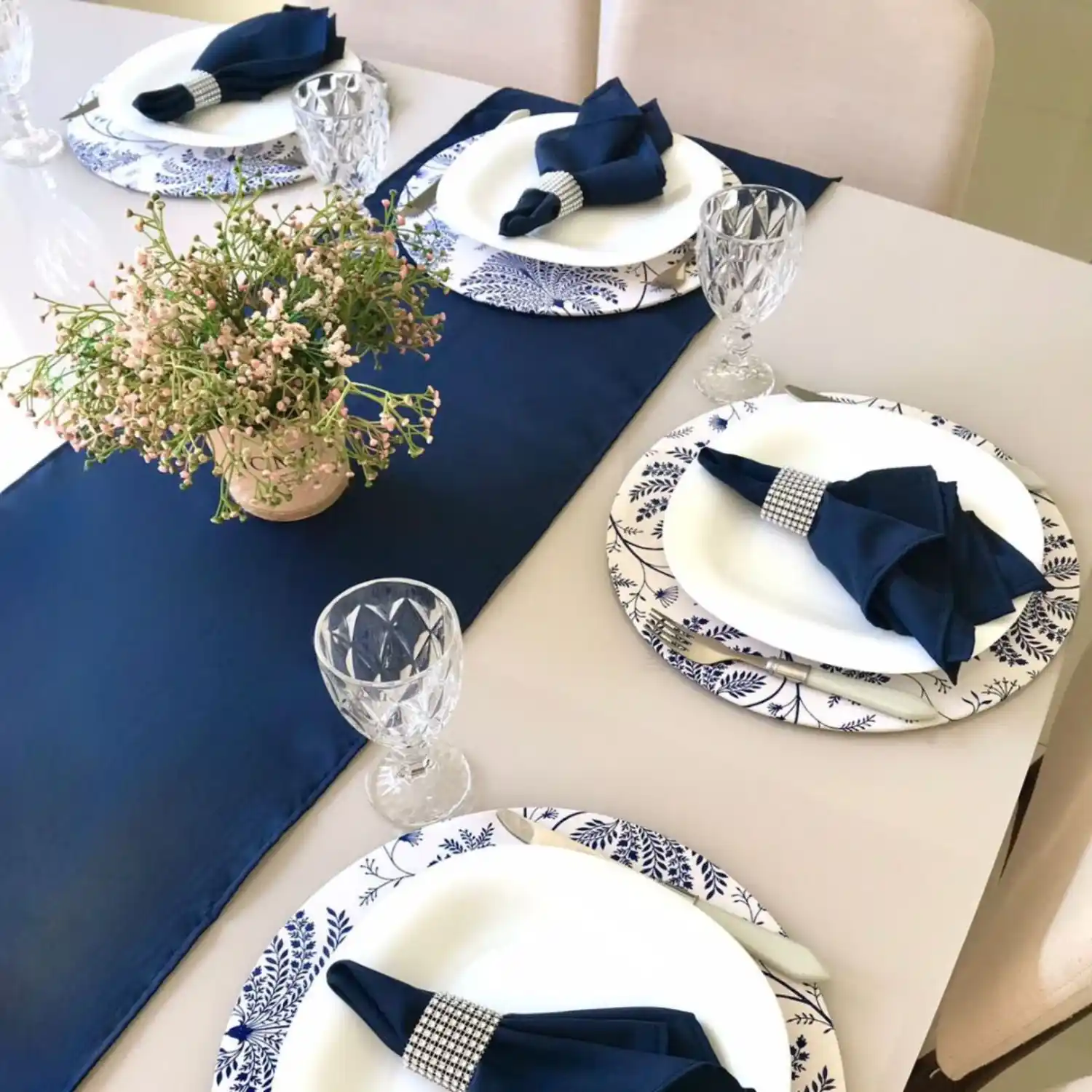 Decoração de Mesa Posta: Ideias Simples para Encantar Seus Convidados