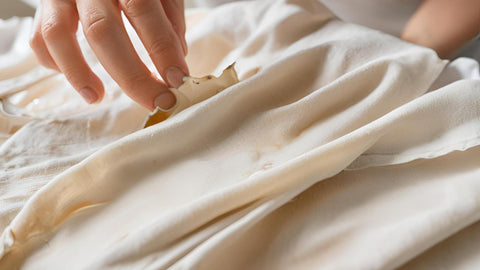 Manchas de Azeite Antigas: Mitos e Verdades sobre a Remoção Eficaz