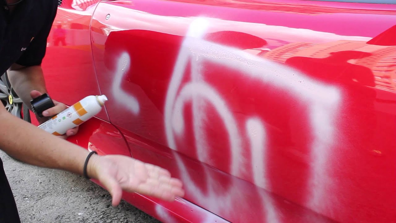 como tirar mancha de piche do carro