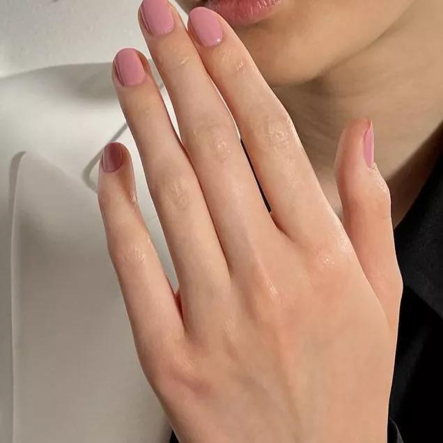 Nail Art Minimalista: Tendências Elegantes para 2026