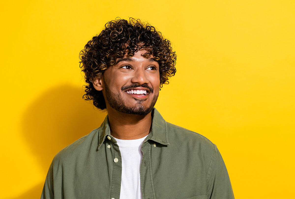 Descubra o Corte Ideal para seu Tipo de Cacho Masculino