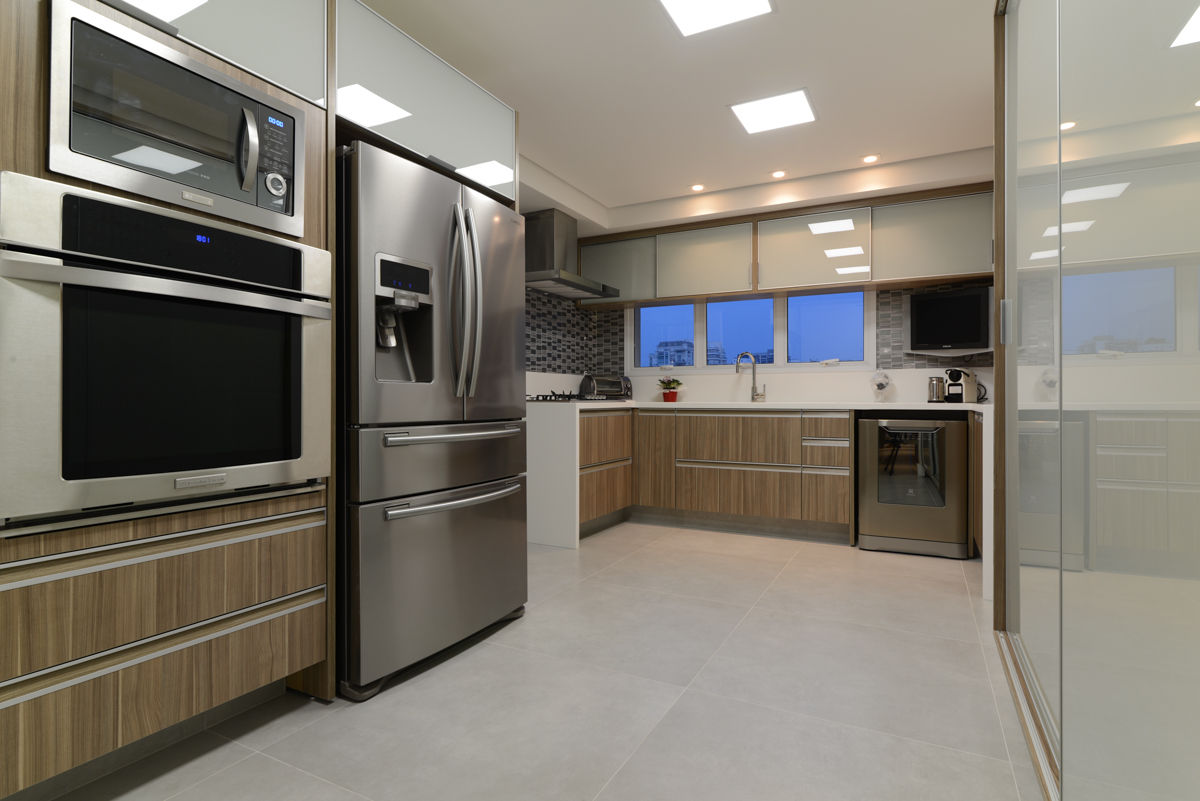 5 ideias de títulos:
1. Torre Quente: A Solução Inteligente para sua Cozinha
2. Transforme sua Cozinha com uma Torre Quente Funcional
3. Torre Quente: Benefícios e Inspirações para um Espaço Moderno
4. Como Escolher a Torre Quente Ideal para sua Casa
5. Torre Quente vs. Bancada: Qual a Melhor Opção para sua Cozinha?