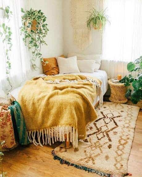 Iluminação Aconchegante: Dicas para o Quarto Boho Chic Perfeito