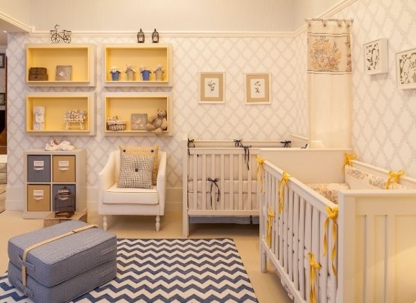 Paredes do Quarto de Bebê: Combinações de Cinza e Amarelo que Inspiram