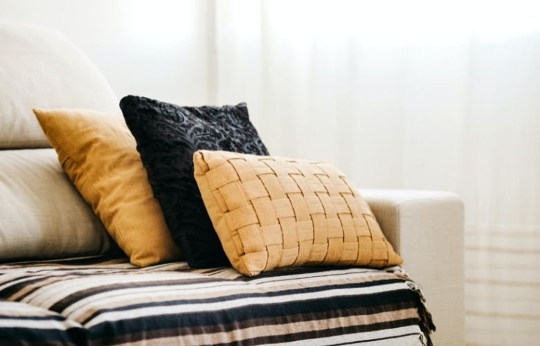 preço médio de kits de almofadas amarelas decorativas