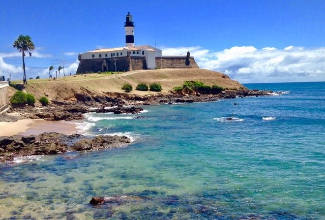 Resorts All-Inclusive para o Carnaval na Bahia: Opções para Famílias