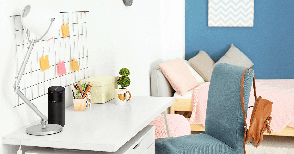 dispositivos inteligentes para quarto de hóspedes