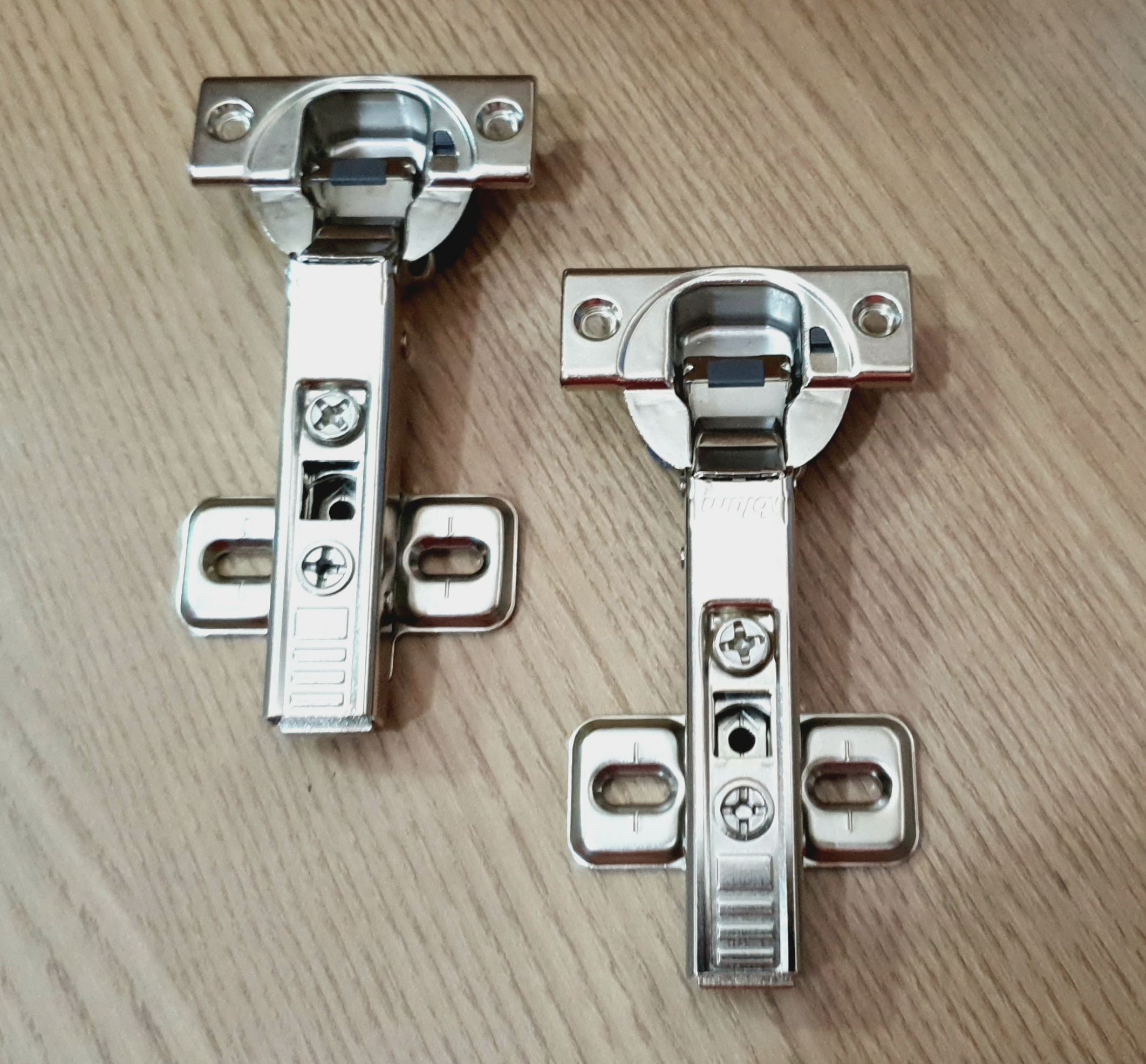 As Melhores Marcas de Dobradiças com Amortecedor para Durabilidade e Custo-Benefício