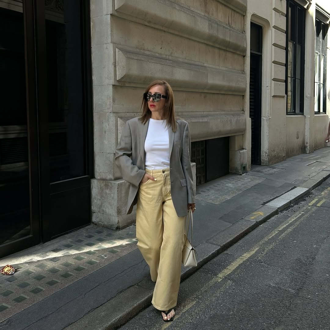 5 ideias de títulos:
1. Desvendando os 7 Estilos Universais: Qual é o seu?
2. Estilos de Arquitetura que Transformam sua Casa: Do Minimalista ao Industrial.
3. Moda e Personalidade: Como os Estilos Universais Refletem Quem Você É.
4. Guia Completo: Explorando os Estilos de Decoração Mais Populares.
5. Além da Roupa: Entendendo os Estilos na Arte e Atitude.