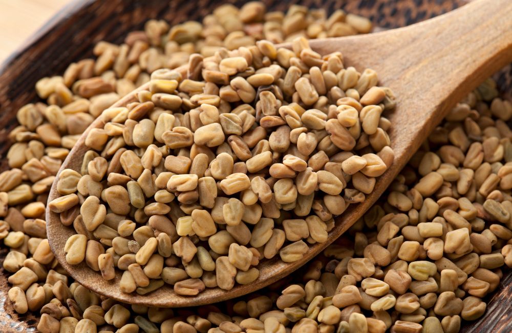 Feno-grego para Menopausa: Alívio dos Sintomas e Equilíbrio Hormonal