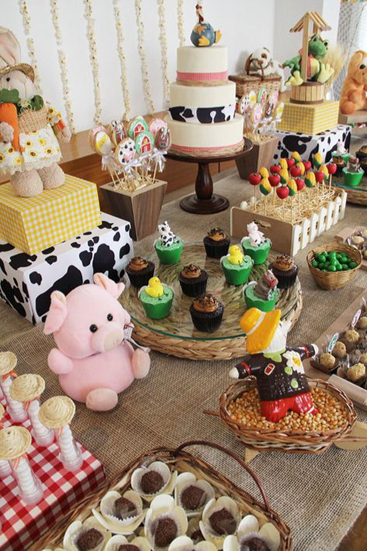 festa infantil em casa vs buffet infantil