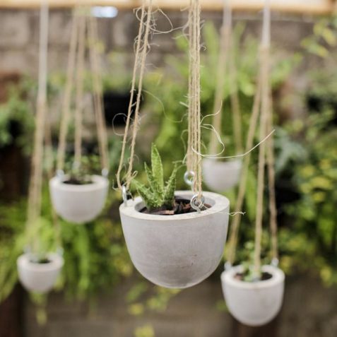 formas de silicone vs formas de ABS para vasos de cimento