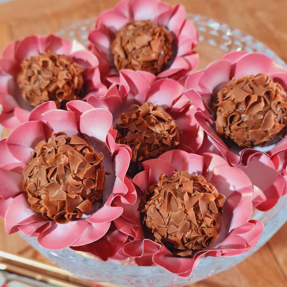 forminhas para doces finos de papel