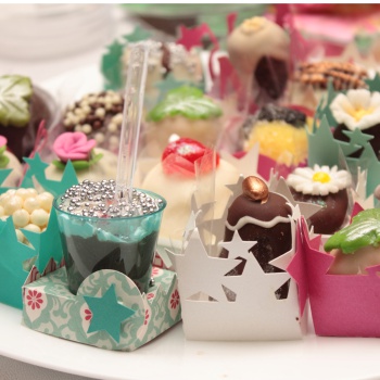 quanto custam forminhas de papel para doces finos atacado