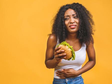 Guia completo: O que evitar na dieta para gastrite