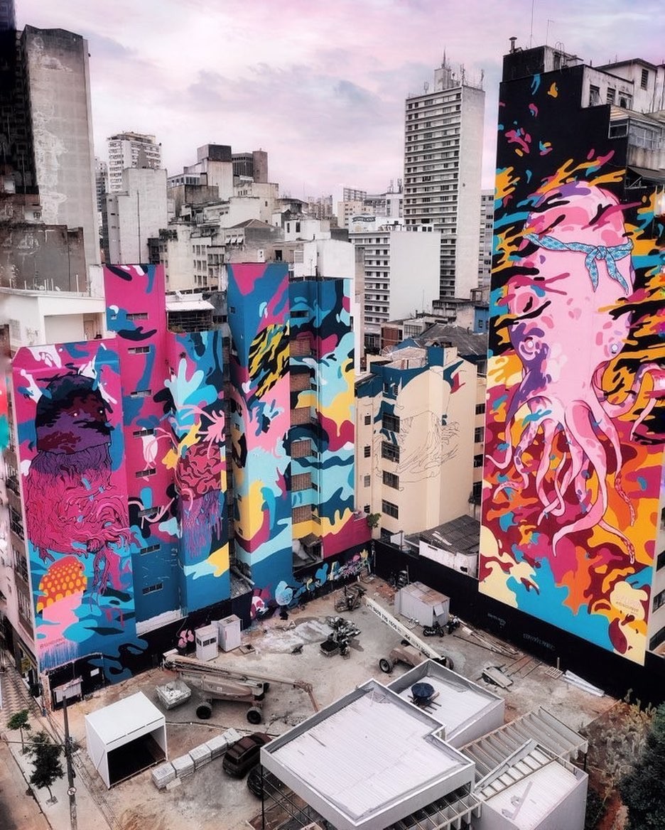 5 ideias de títulos:
1. Descubra o Beco do Batman: Um Guia Completo para o Coração do Grafite em São Paulo.
2. Os 5 Artistas de Grafite que Você Precisa Conhecer em São Paulo.
3. Grafite em São Paulo: Como a Arte Urbana Transforma Espaços Públicos.
4. Roteiro de Grafite em SP: Os Melhores Lugares para Explorar a Arte de Rua.
5. O Dia do Grafite: Celebrando a Cultura Urbana em São Paulo.