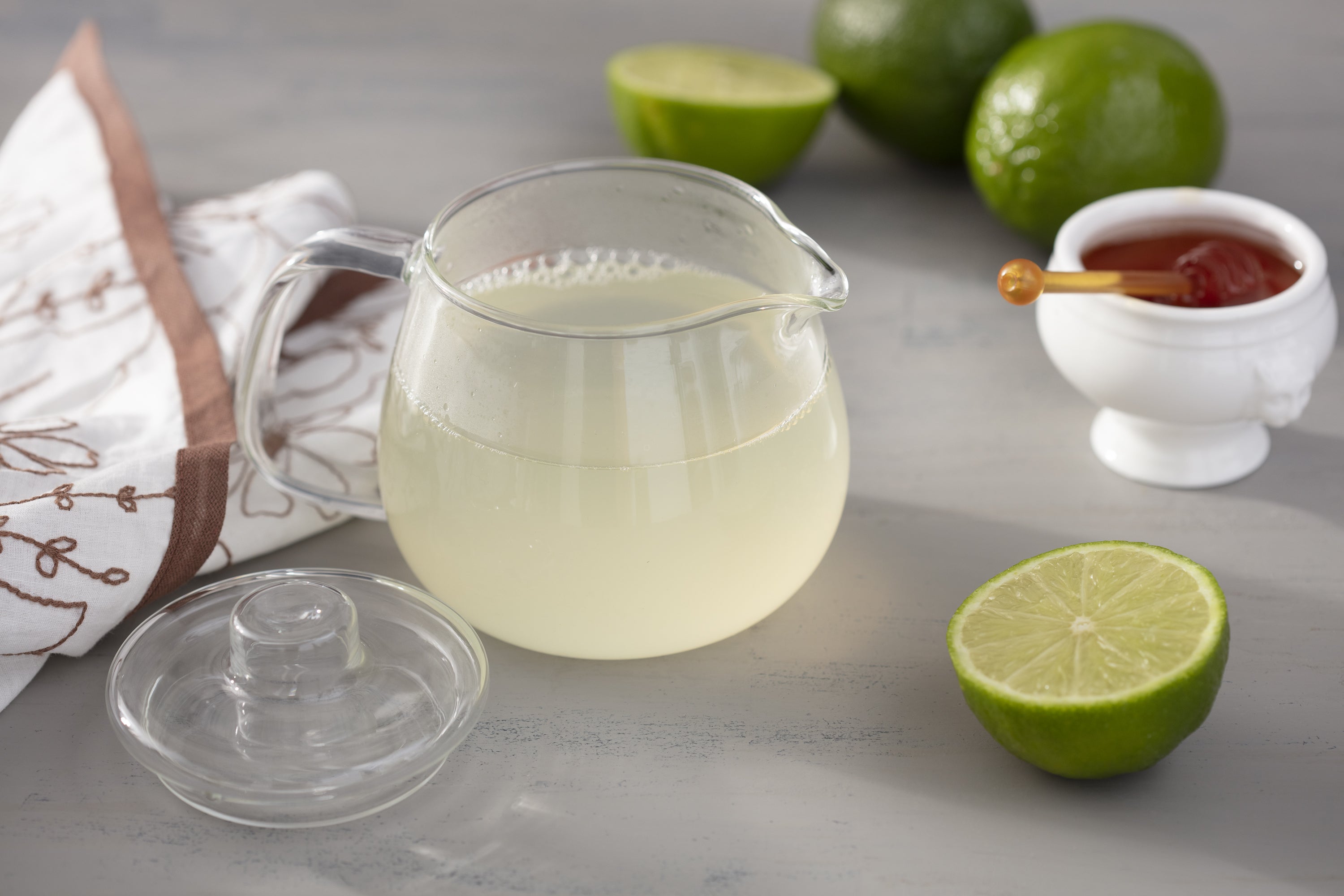 gravida pode tomar cha limao com mel