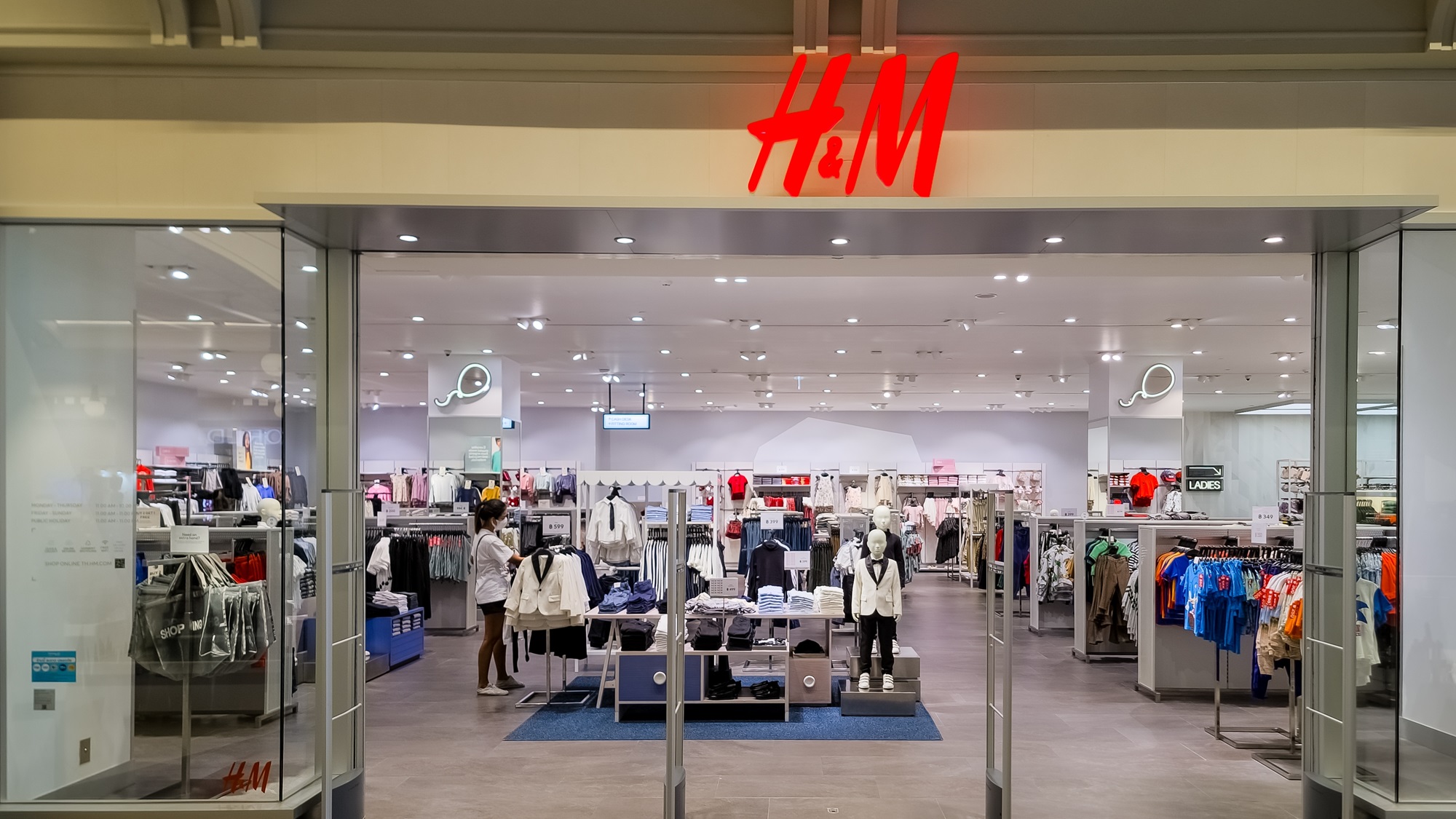 Comparativo de Preços: H&M vs. Zara