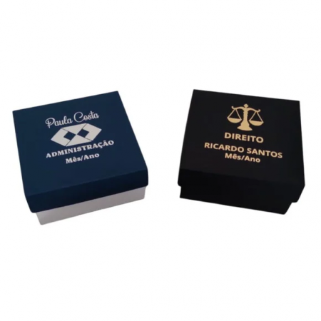 onde comprar lembrancinhas de formatura de direito em metal
