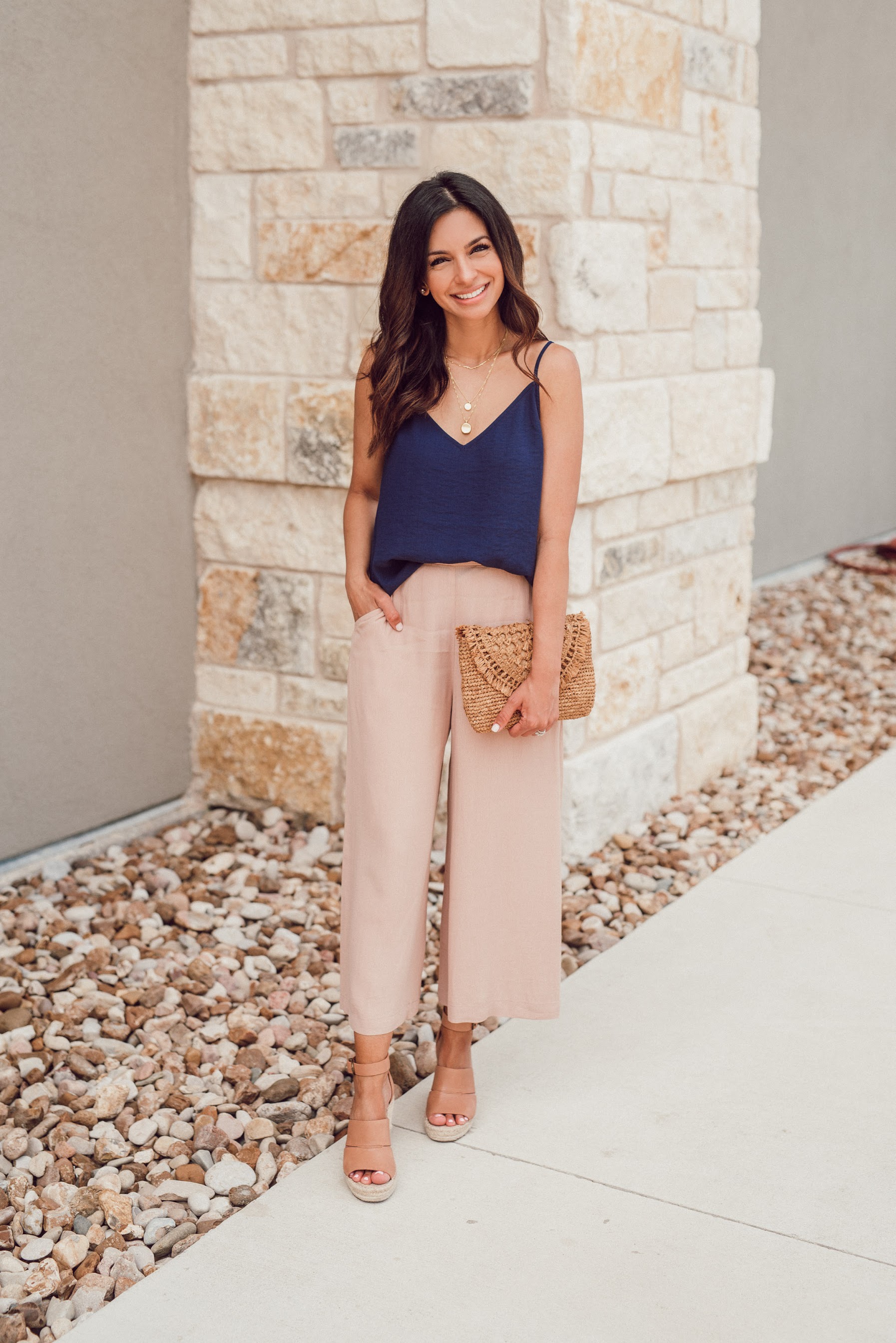 Casual Chic no Trabalho: Como Adaptar o Estilo para o Ambiente Profissional